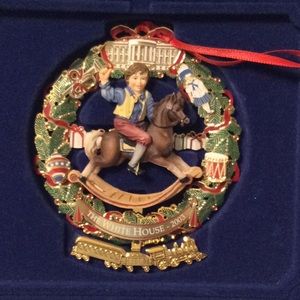2003 WHITE HOUSE HISTORIC CHRISTMAS ORNAMENT